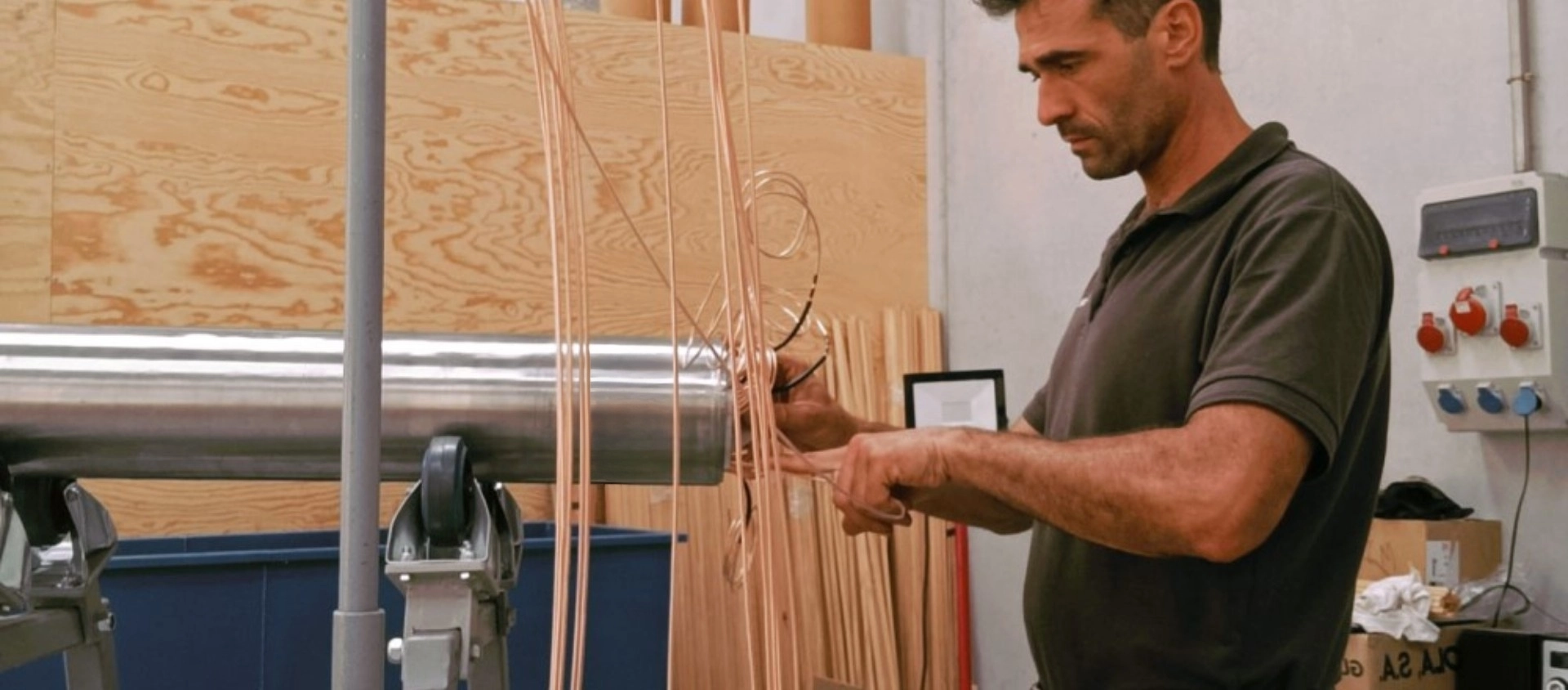 Windings designed to operate at high temperature and under extreme conditions